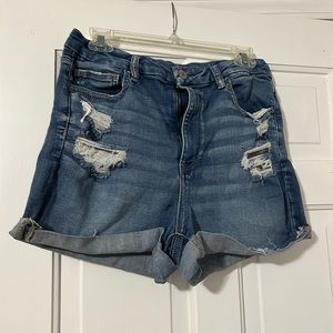 American Eagle High waisted jean shorts size 14